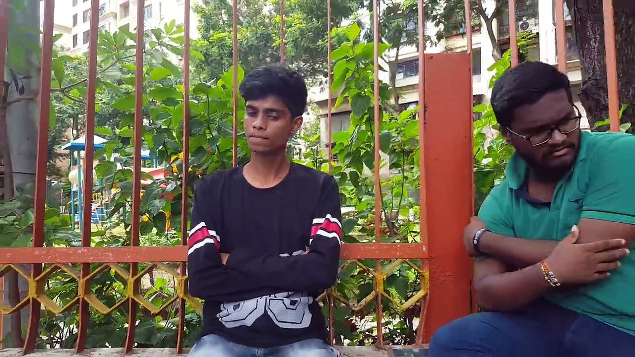 BLUE WHALE PARODY - SOCIAL MESSAGE - VINE BY SANKI TROLLER