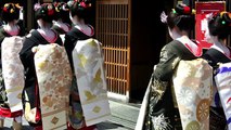 Guider Japon connu plupart un voyager bien District de geisha de gion kyoto japan |