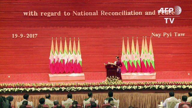 Myanmar's Aung San Suu Kyi addresses Rohingya crisis