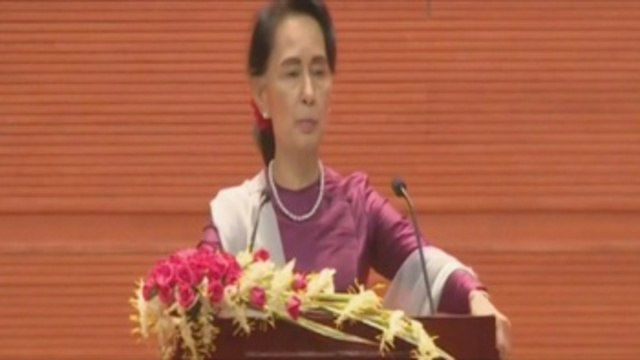 Suu Kyi expresa su preocupación por el éxodo de rohinyás a Bangladesh