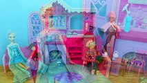 Barbie Shower Frozen Elsa, Rapunzel, Belle, Merida Barbie House Party Parody DisneyCarToys