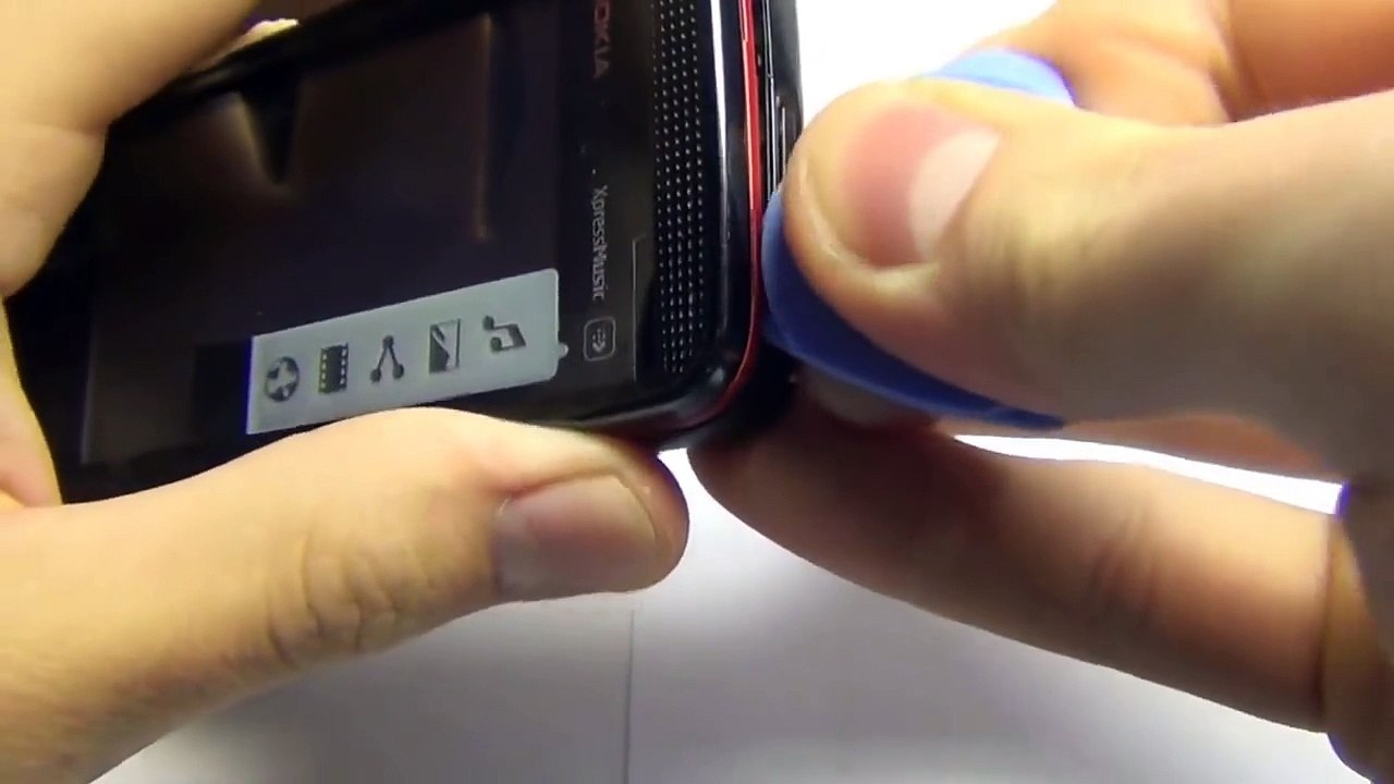 Nokia 5530 Xpress Music Disassembly Energizerx2