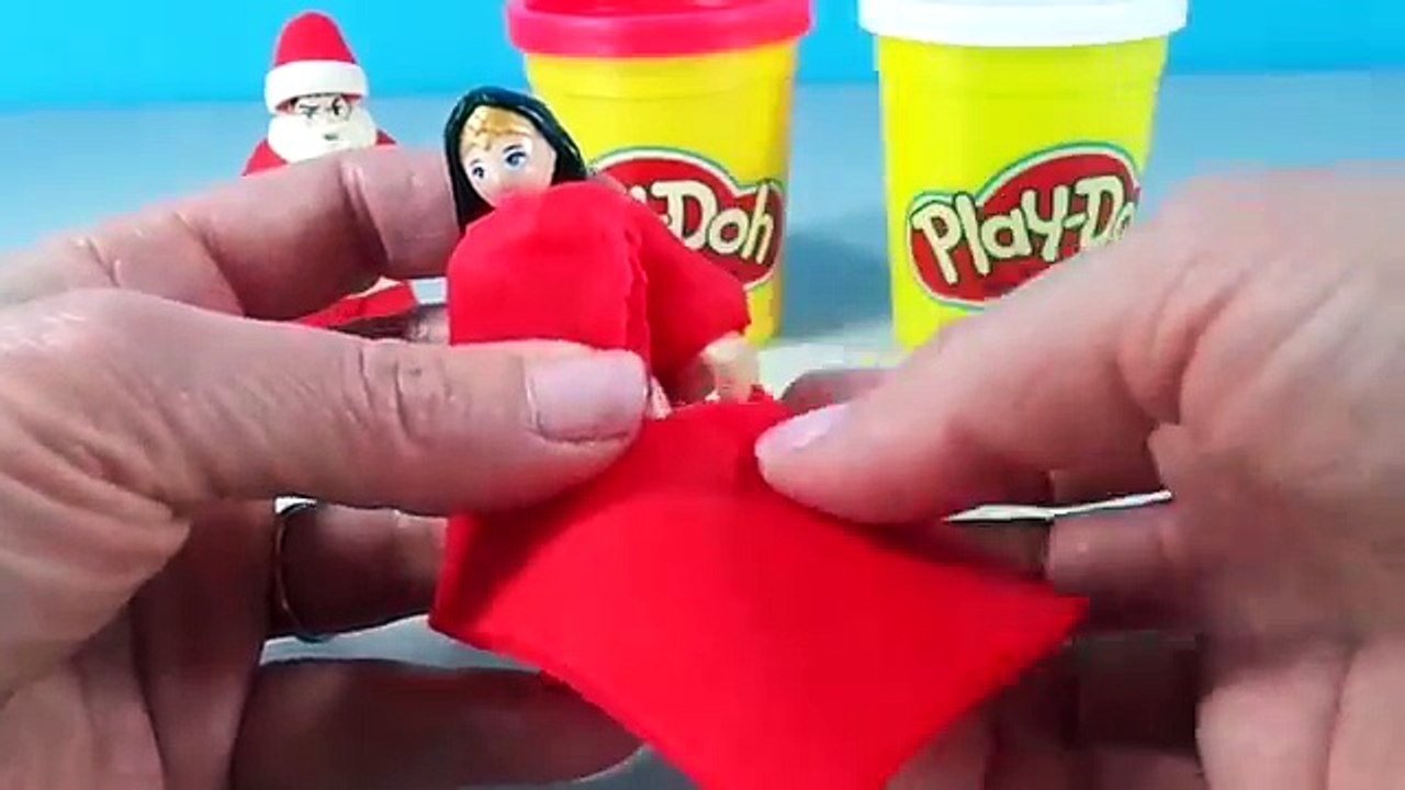 Play-Doh Imaginext Christmas Costumes Santa and Mrs. Claus from Batman and Wonder Woman!
