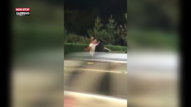 Un homme jette un pack de bière au visage d'une fille, la vidéo choc
