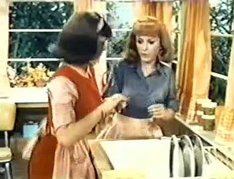 Petticoat Junction S5 E29 - Ring-A-Ding-Ding