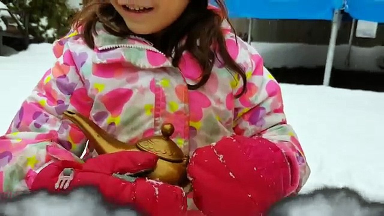 Bad Baby Scary Magic Wand Genie Lamp Prank Toy Freaks Kids Out! Family Fun Vlog