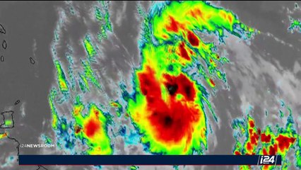 Après Irma, l'ouragan Maria arrive en Guadeloupe