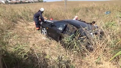 Silivri'de Araç Tarlaya Uçtu: 3 Yaralı