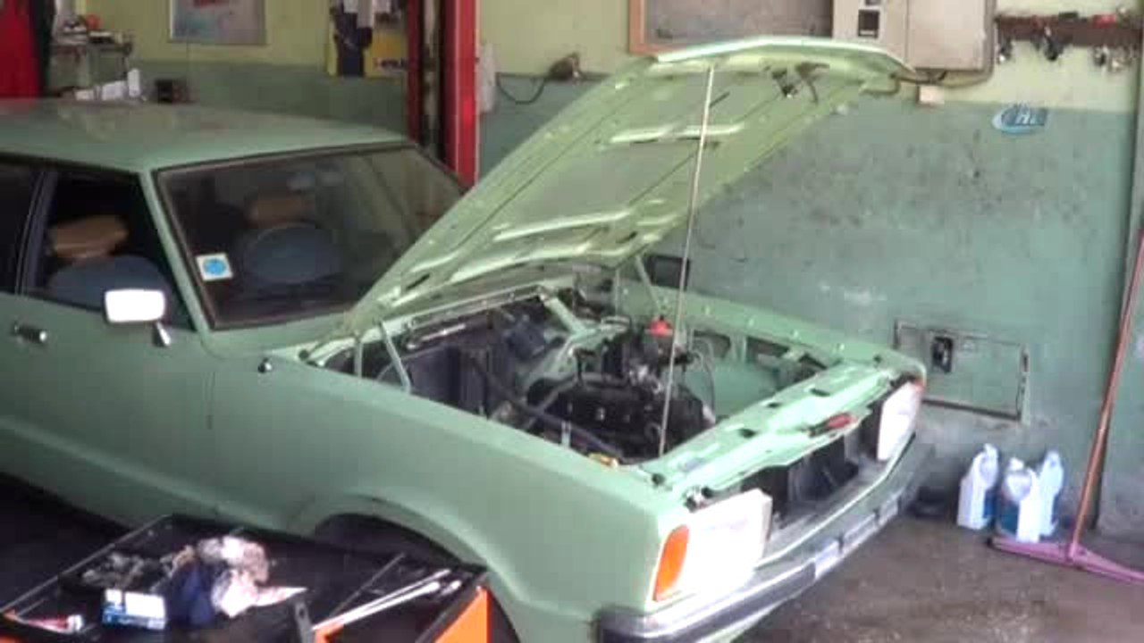 Eşinden Hatıra Kalan Otomobili Kızılay'a Bağışladı