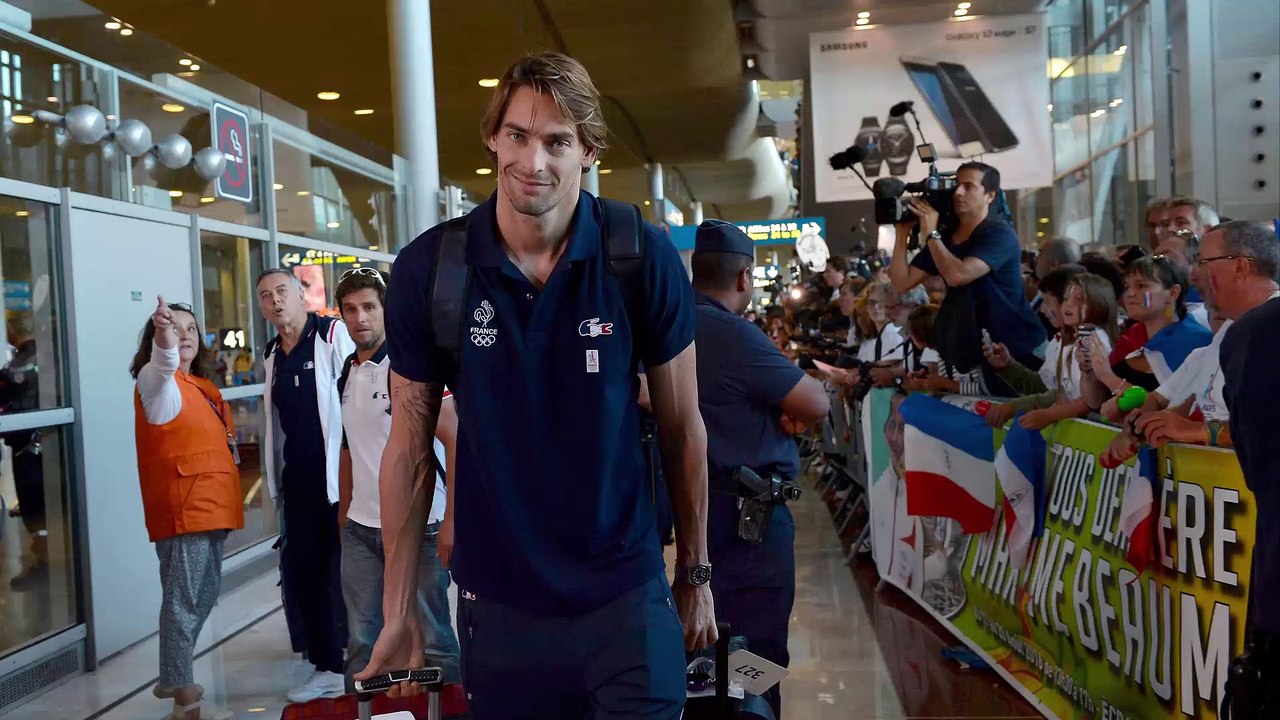 Camille Lacourt nu et sexy sur Instagram, il dévoile son nouveau tatouage ! (Photo)
