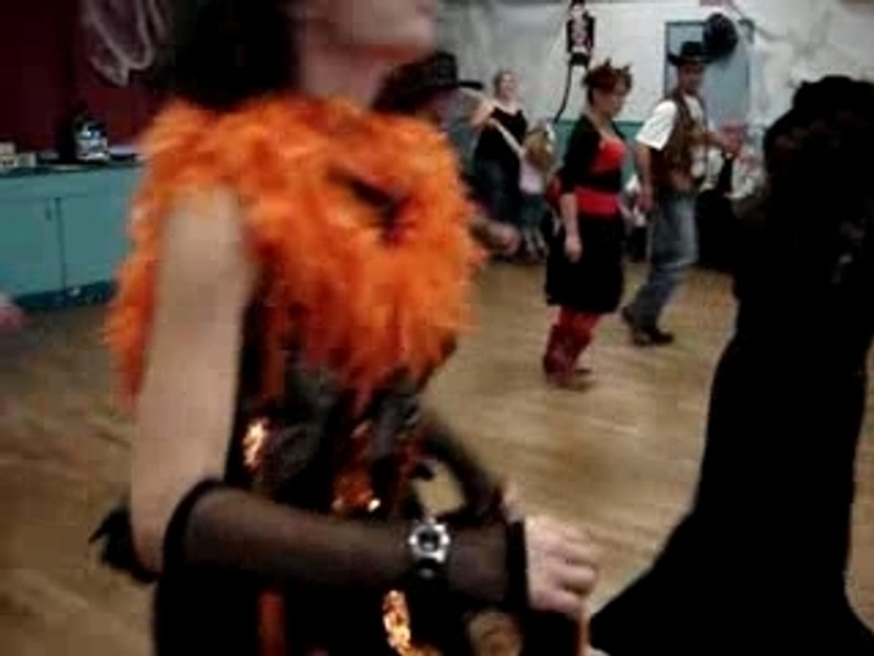 COUNTRY CHILL FACTOR DONNEMAIN OCT 2007 HALLOWEEN MOV03704