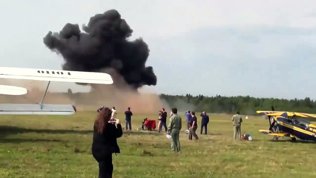 Russie : Un avion se crashe en plein meeting aérien devant la foule !