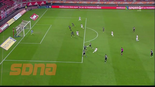 Η φάση που ζητάει πέναλτι ο Ολυμπιακός