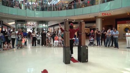 Uluslararası Sokak Gösterileri Festivali İstanbul'da Yapıldı