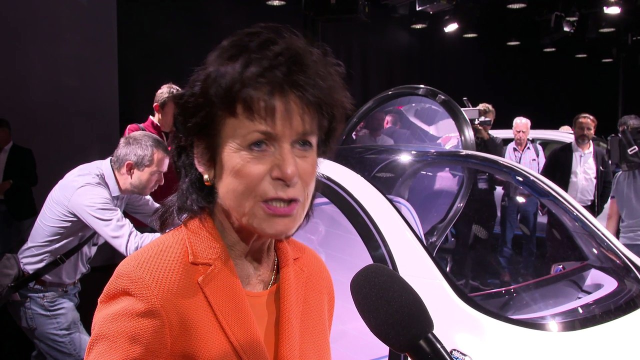 IAA 2017 - Mercedes-AMG Project One and Mercedes Concept EQA World Premiere