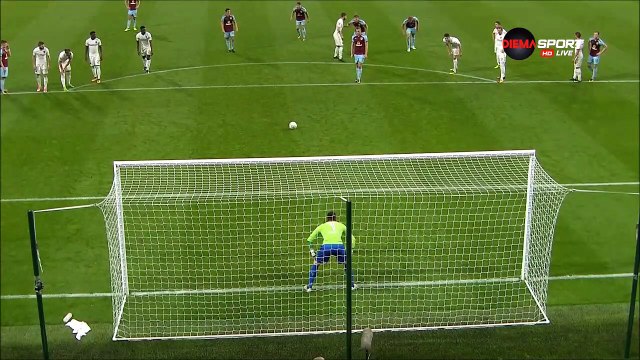 1-1 Chris Wood Penalty Goal England Football League Cup Round 3 - 19.09.2017 Burnley FC 1-1...