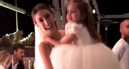 Acun Çılgınlar Gibi Dans Eden Şeyma'yı Pistte Yalnız Bıraktı