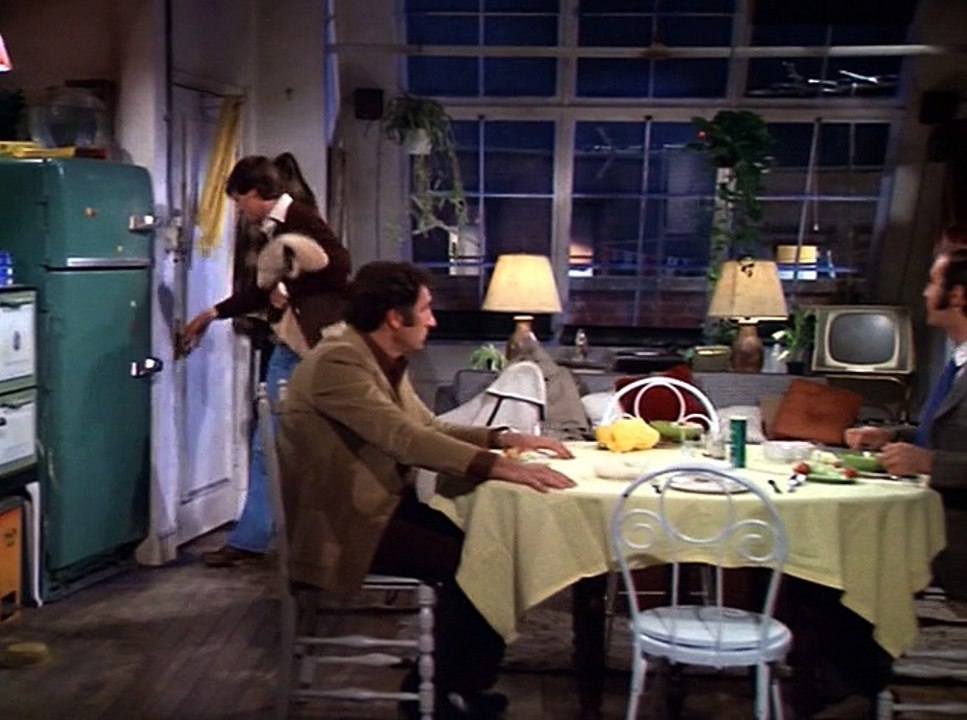 Taxi  S01E09 - Gespraeche bei Tisch