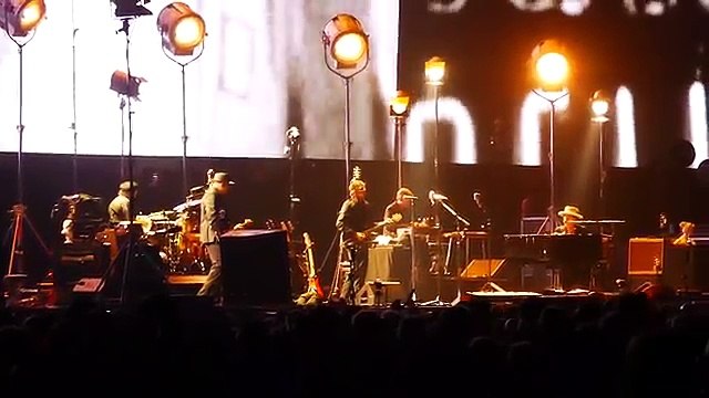 October 7 , 2016 - Bob Dylan - Desolation Row - Desert Trip - - Indio CA
