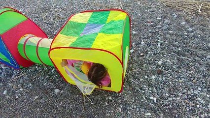 Plajda Tünelli çadır açtık.Keyifli yarışmalar, Eğlenceli çocuk videosu