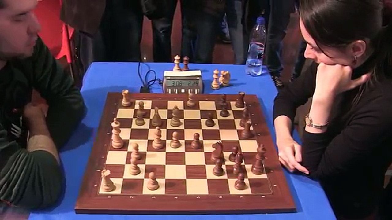 new-09-06 Round 06 GM Nepomniachtchi Ian GM Lagno Kateryna Moscow chess blitz