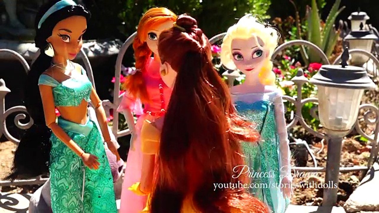 KRISTOFF IS LOST AT SEA - Princess Drama Ep. 5 - Frozen Elsa & Anna Toys & Dolls Series