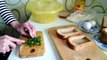 Омлет Рецепт с сыром и хлебом Что как приготовить омлет на завтрак блюда из яиц быстро вкусно