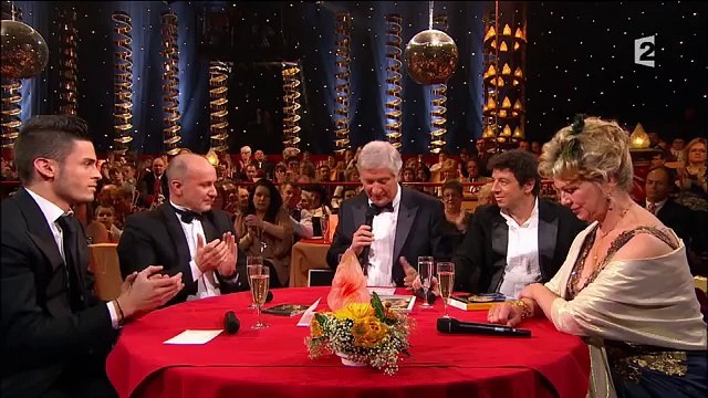 Duo Air Oksana and Olga Aerial contortion in silk