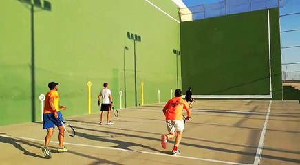 Frontenis open de Rivas grupo B Alberto y Micky vs Javi y Manolo ultimos tantos emocionantes set 2