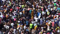 Les Catalans dans la rue à Barcelone après les arrestations