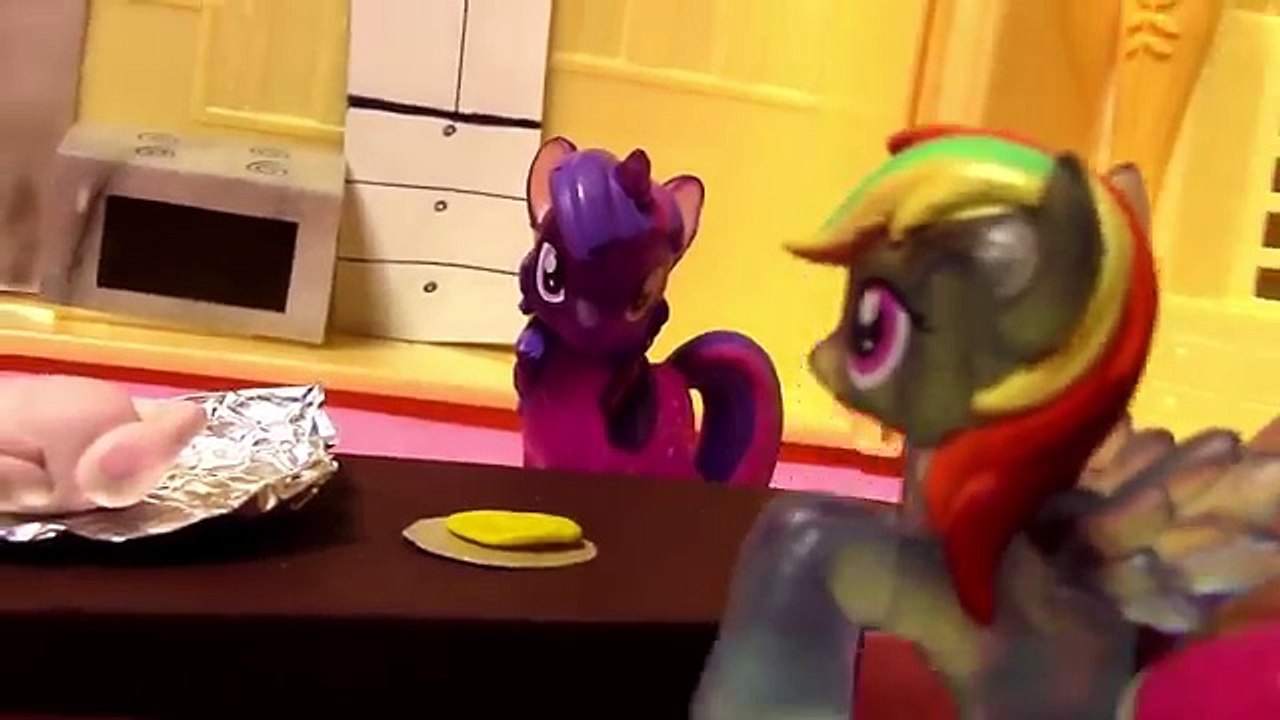 MLP Cooking Thanksgiving Turkey My Little Pony Twilight Fluttershy Apple Bloom
