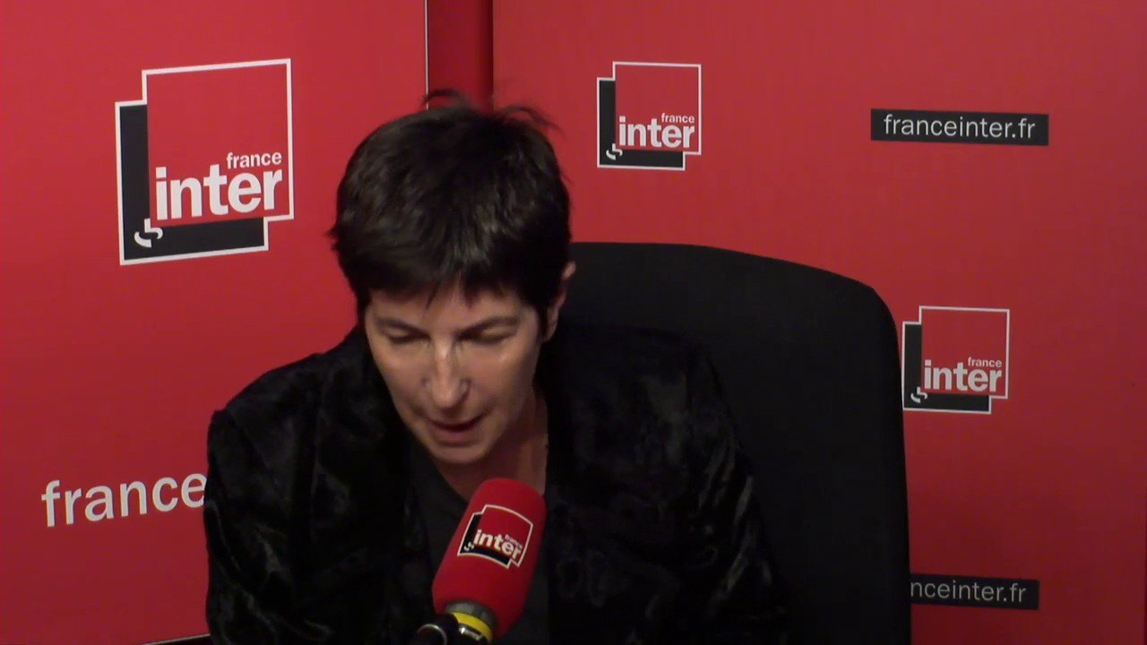 Christine Angot : "Chaque fois que j'ai utilisé des moments vécus par moi, c'était toujours pour dire "Qu'est-ce que ça veut dire ?"."