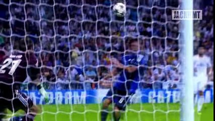 Top 25 INCREDIBLE Assists in Football - HD - dailymotion