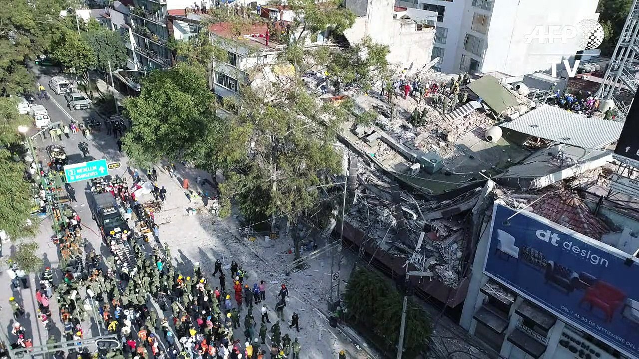 Mehr als 220 Tote bei Erdbeben in Mexiko