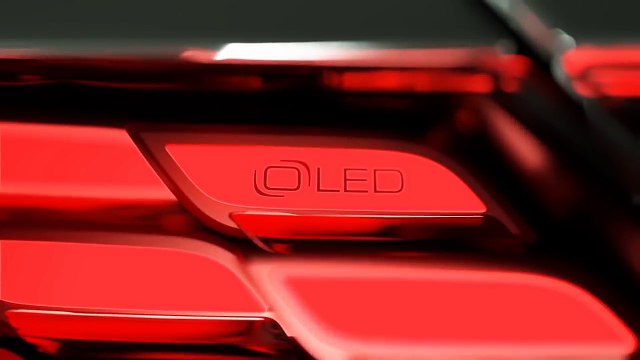 VÍDEO: ¿Qué pueden hacer las nuevas luces OLED del Mercedes Clase S 2018?