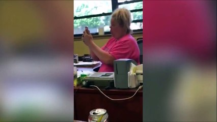 La reine du snap ... Elle est complètement taré elle!