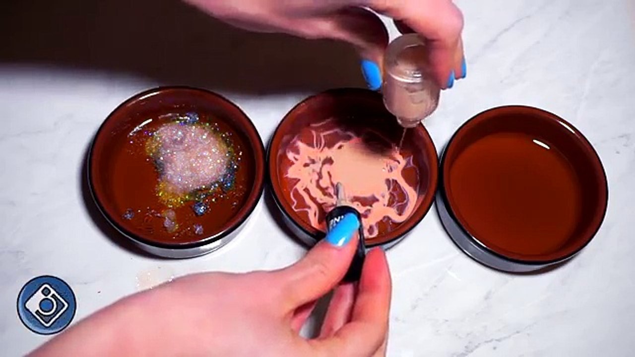 HOW TO MAKE SLIME WITH NAIL POLISH! WITHOUT GLUE,EYE CONTACT SOLUTION,BORAX,DETERGENT,CORNSTARCH