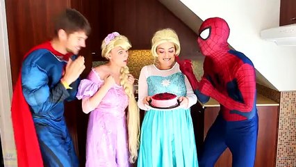 Frozen Elsa Has HAIR TROUBLE!!! w/ Spiderman Joker Princess Anna Rapunzel Spidergirl! Supe