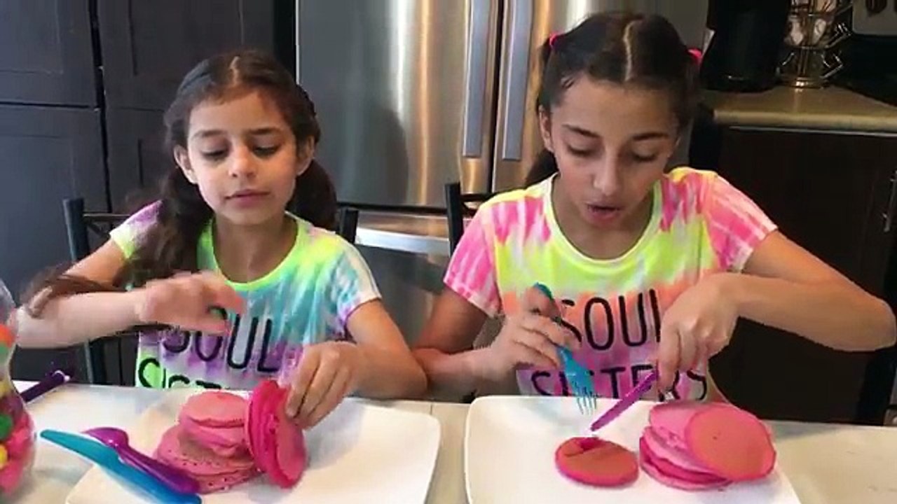 Bad baby Magic Giant pancake vs Bad kids !! family funny video