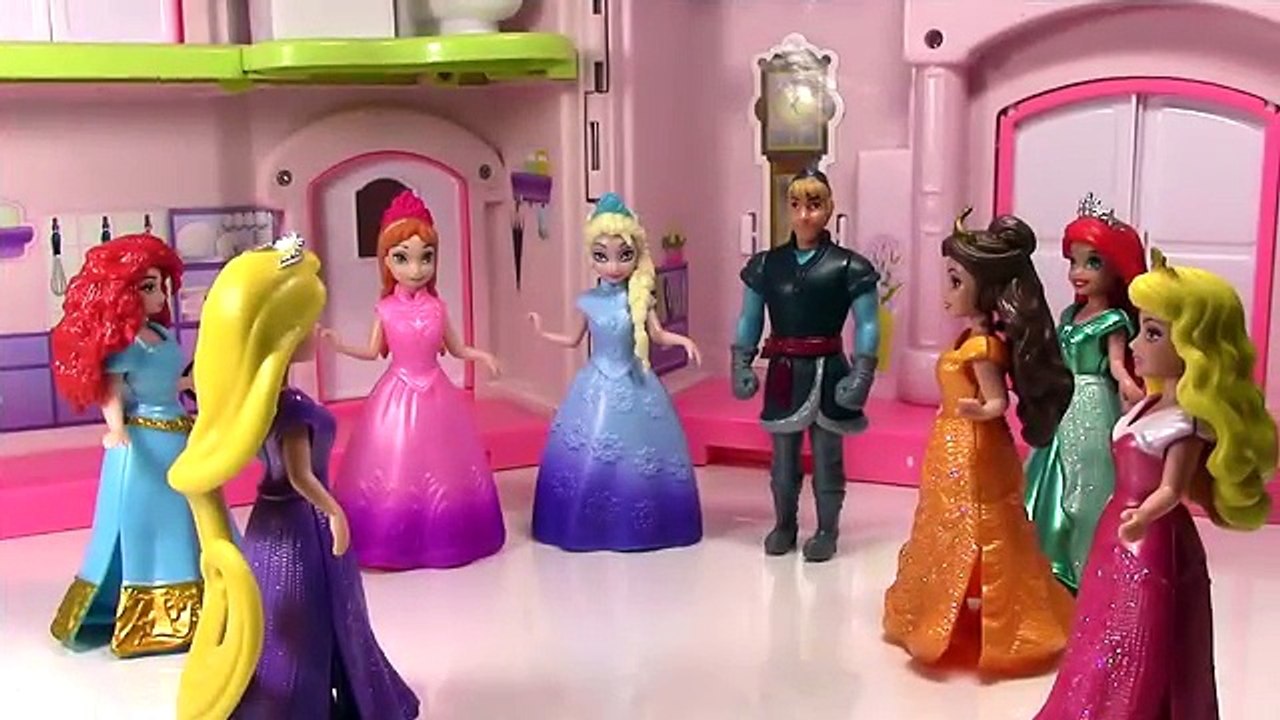 Disney Frozen Anna and Kristoff Get a New Home and Housewarming Party Frozen Parody