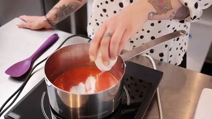 Strawberries and Cream Cupcakes | Cupcake Jemma