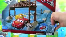 CARS 3 Beach Blast Splash Racers! Lightning McQueen & Cruz Ramirez Water Toys! Disney Pixar Fun TOYS