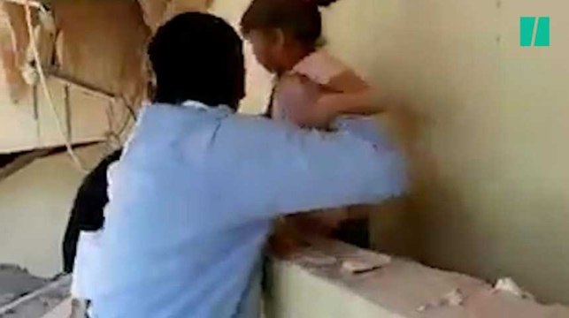 Le sauvetage héroïque de ces enfants prisonniers des ruines de leur école à Mexico