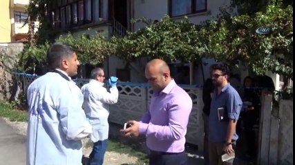 77 Yaşındaki Yaşlı Adam Karısını 6 Bıçak Darbesiyle Öldürdü