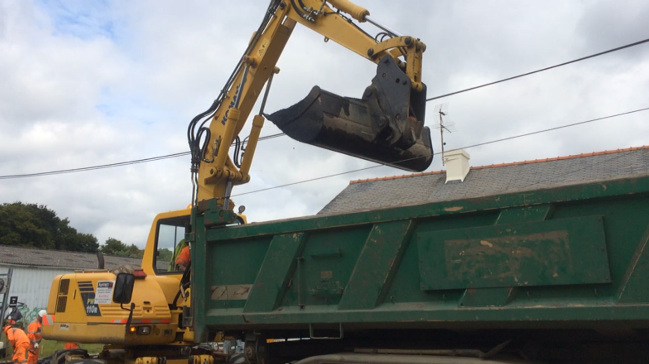 La réfection du passage à niveau est en cours