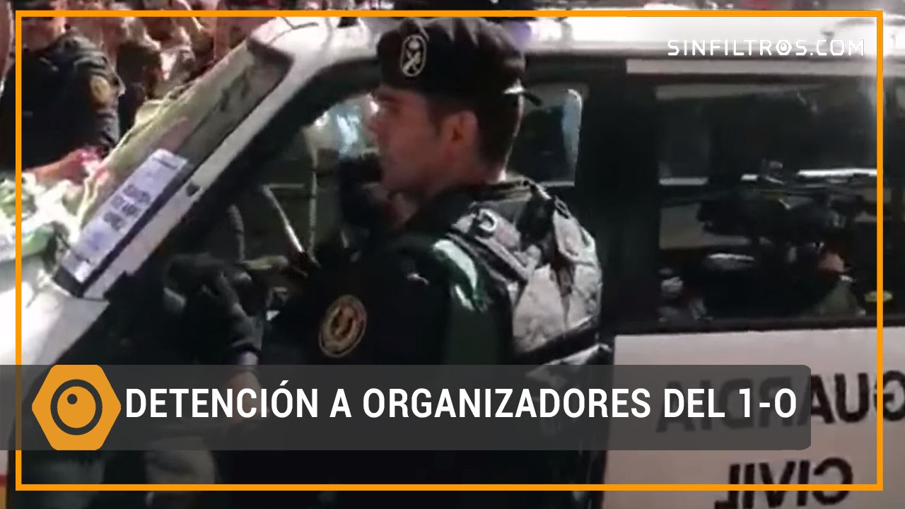 La detención de los organizadores del 1-0 incendia las calles de Cataluña