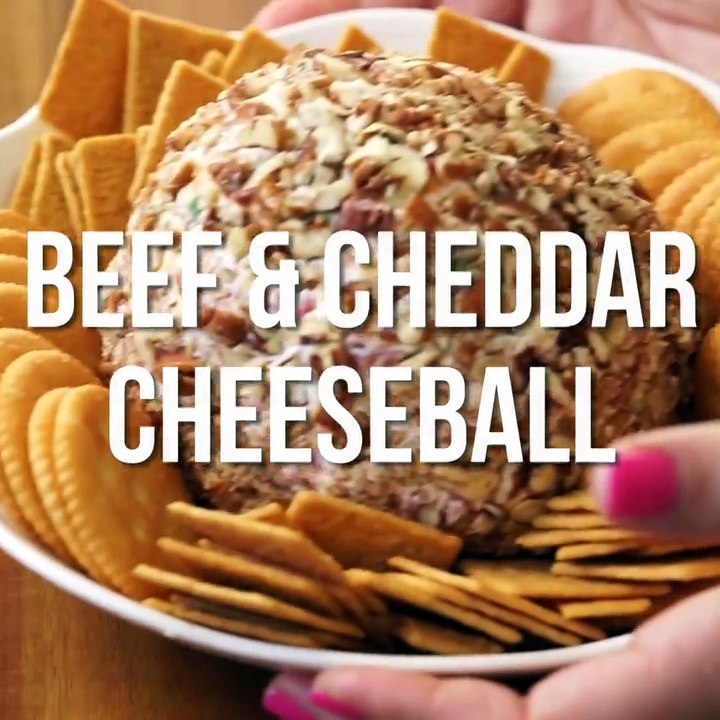 Beef and Cheddar Cheeseball