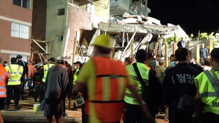 México busca crianças sob escombros de escola