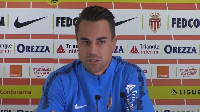 Foot - L1 - Monaco : Benaglio «J'essaie d'aider l'équipe»