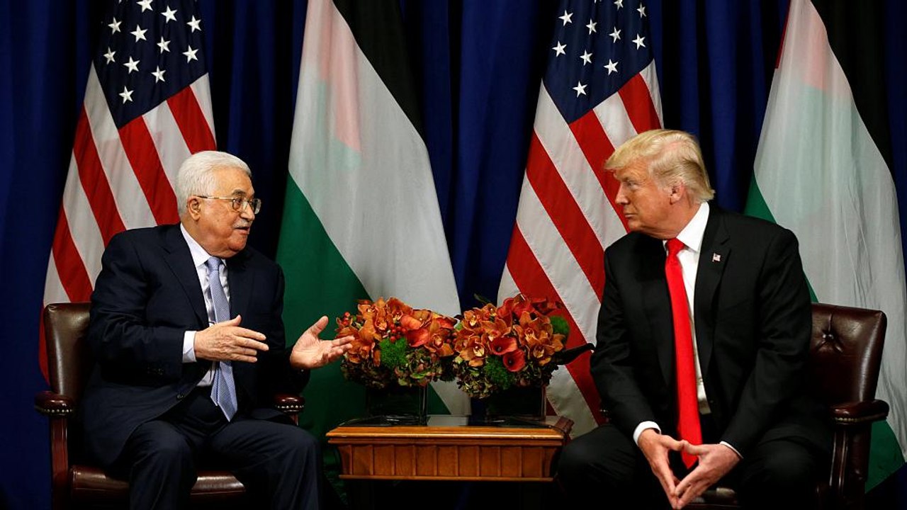 عباس يؤكد: "السلام في الشرق الأوسط أقرب في ظل مشاركة ترامب"